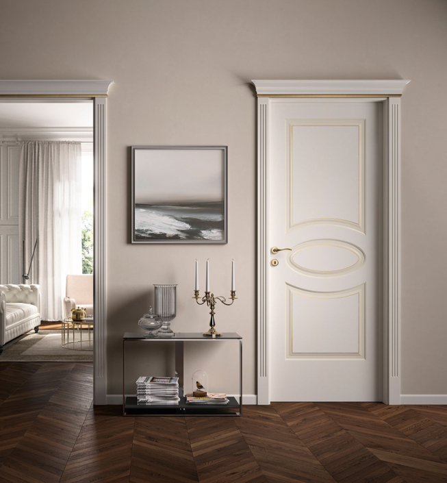 Indoor indoor door / swinging / for residential installation / lacquered